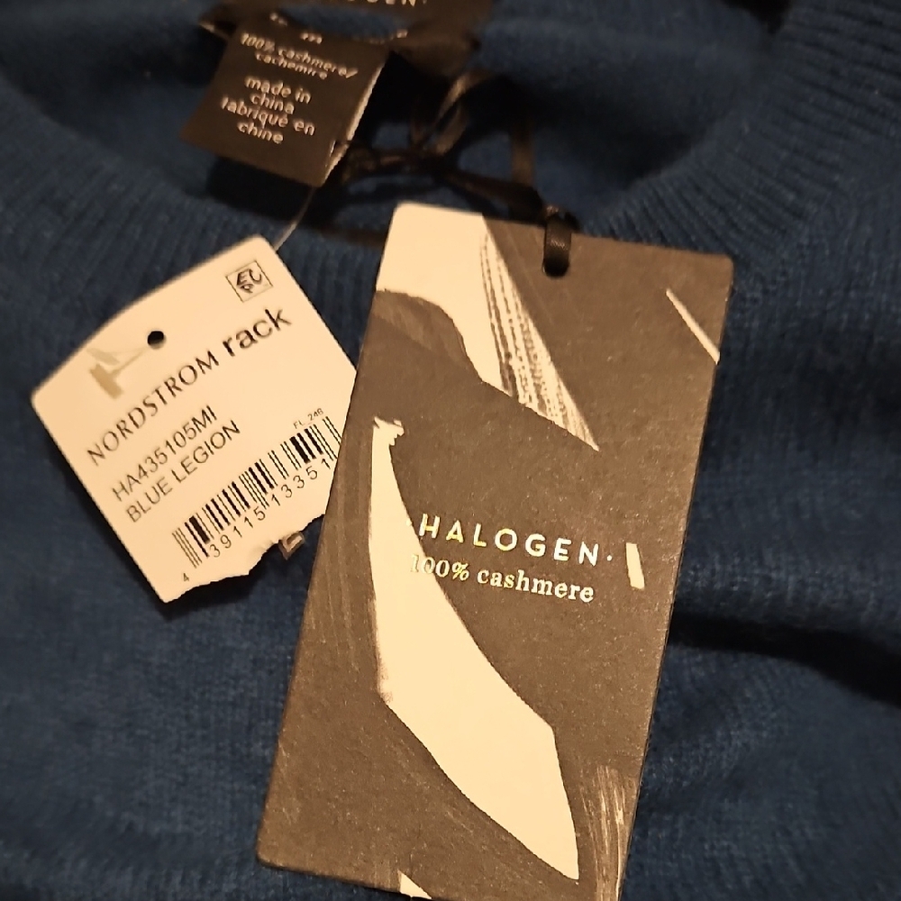 Halogen Classic Navy Crew Neck Sweater - Picture 4 of 5